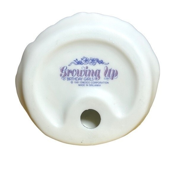 Enesco Growing Up Girls Classic Porcelain Figurine Blonde Birthday Age 14 or 4 - Picture 13 of 13